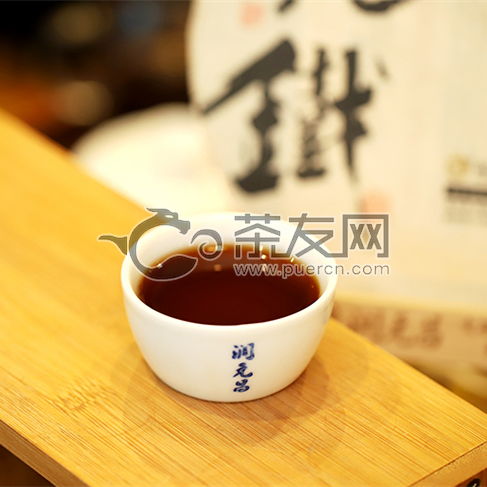 2017年潤元昌老鐵熟餅熟茶357克 老鐵熟餅 價格多少錢 怎么樣 圖片 評測 報(bào)價查詢 批發(fā) 茶友網(wǎng) 原中國普洱茶網(wǎng)